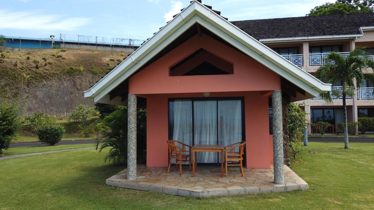Tiki Hotel - Hotel D'Application Du Lycee De Tahiti Punaauia  Exterior photo